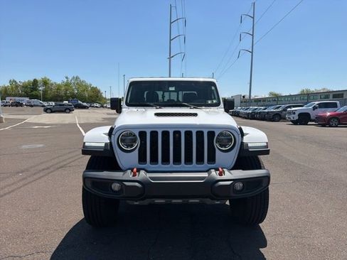 Used 2021 Jeep Gladiator Mojave AWD/4WD image 2