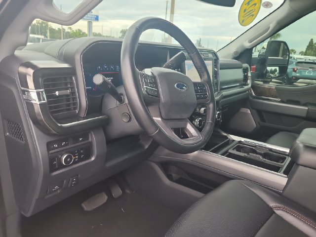 Used 2024 Ford F350 Lariat w/ Lariat Ultimate Package AWD/4WD image 19