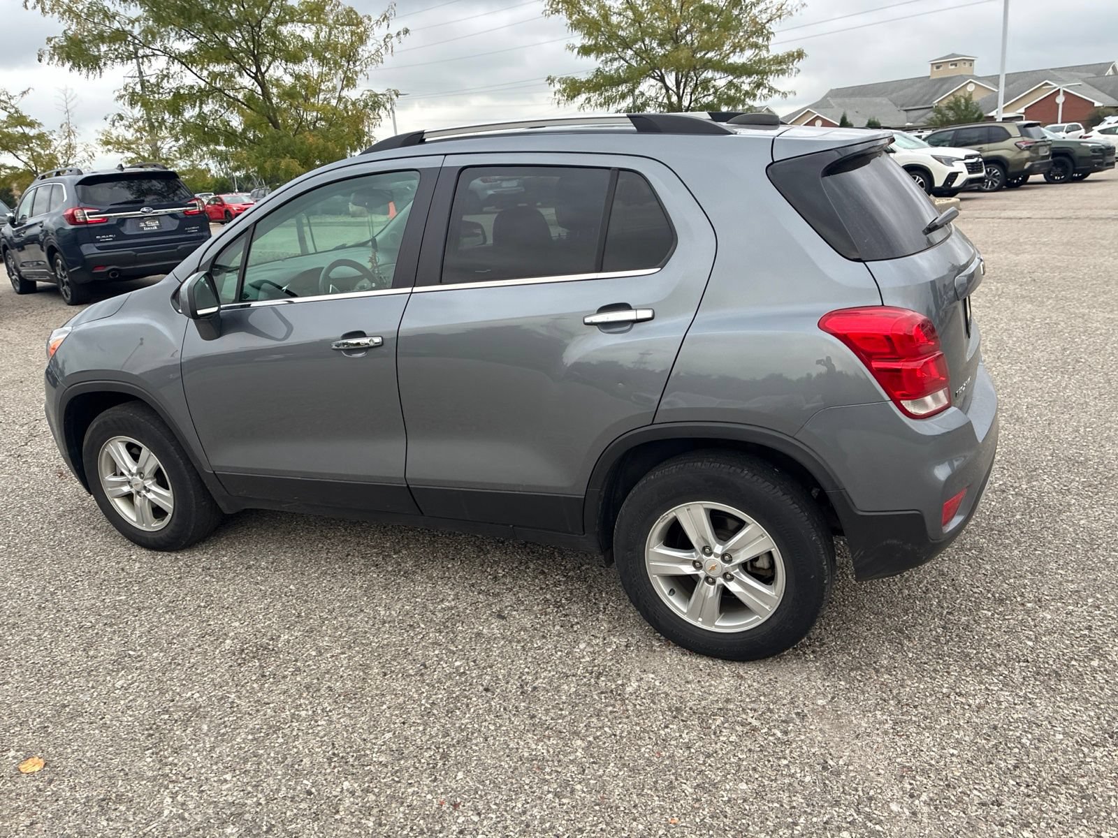 Used 2019 Chevrolet Trax LT w/ LT Convenience Package AWD/4WD image 15