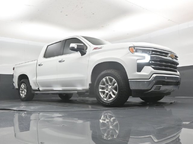 Used 2023 Chevrolet Silverado 1500 LTZ w/ LTZ Convenience Package II AWD/4WD image 51
