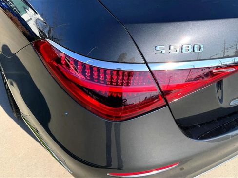 Used 2022 Mercedes-Benz S 580 4MATIC Sedan image 26