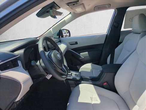 New 2026 Toyota Corolla Cross LE FWD image 4