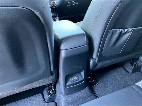 Used 2024 Kia Soul EX image 13