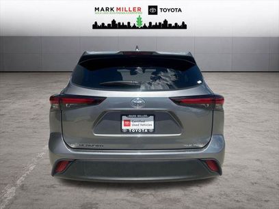Certified 2025 Toyota Highlander XLE