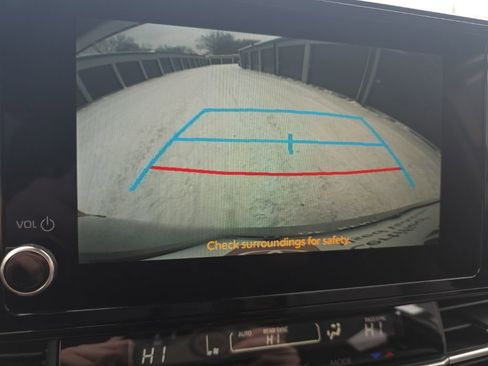 Certified 2026 Toyota Sienna LE image 21