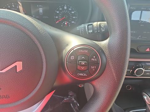 Used 2022 Kia Soul LX w/ Technology Package FWD image 19