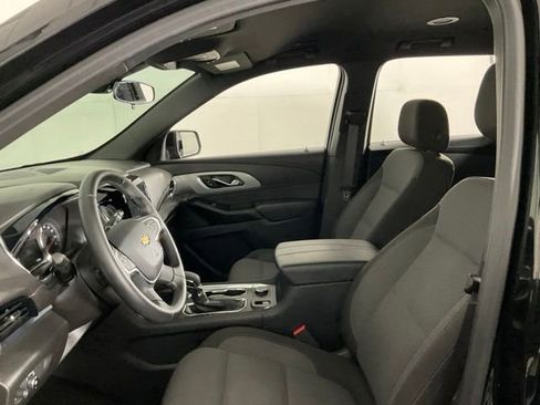 Used 2023 Chevrolet Traverse LT FWD image 31