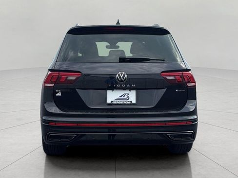 Used 2024 Volkswagen Tiguan SE R-Line AWD/4WD image 5
