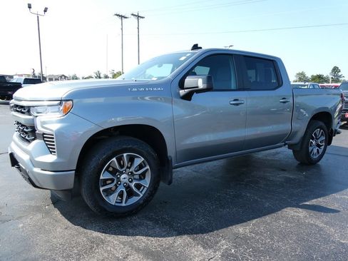 Certified 2024 Chevrolet Silverado 1500 RST w/ Convenience Package II AWD/4WD image 10
