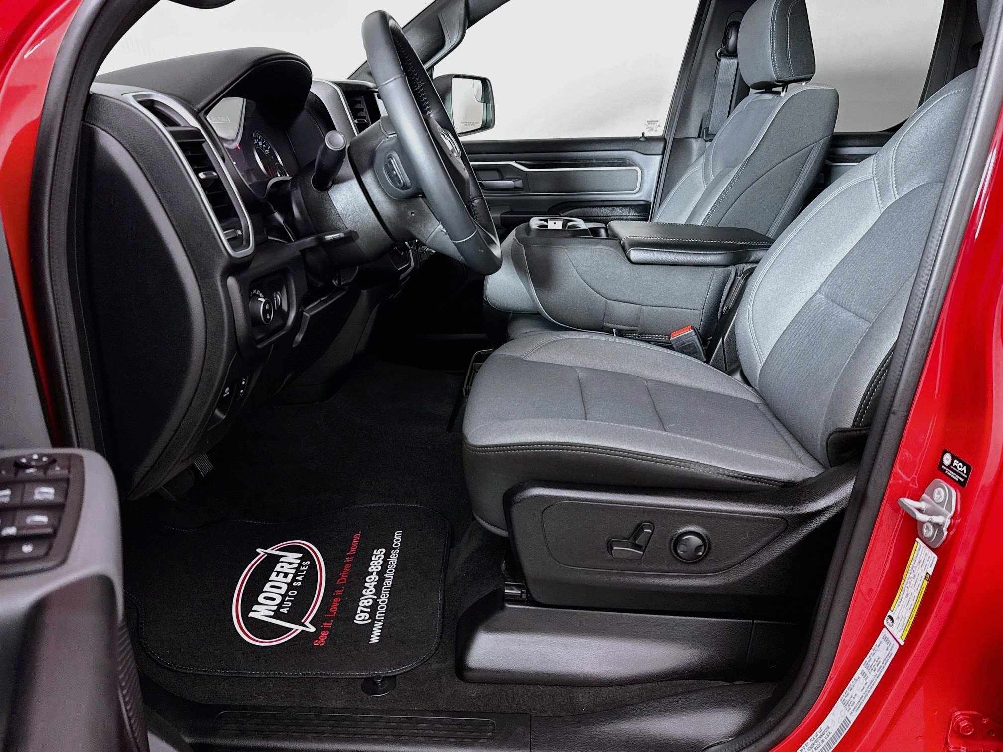 Used 2022 RAM 1500 Big Horn AWD/4WD image 20