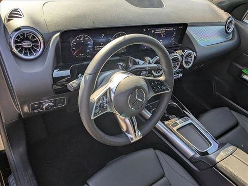 New 2025 Mercedes-Benz GLA 250 image 3
