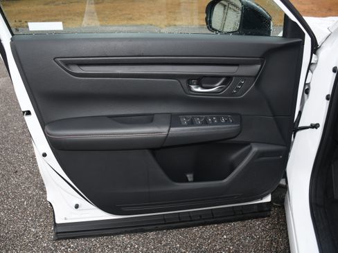 Used 2024 Honda CR-V Sport-L image 10