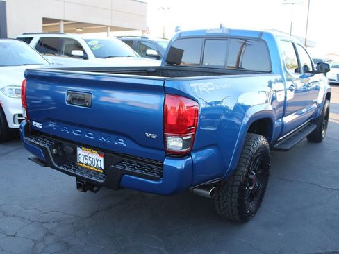 Used 2016 Toyota Tacoma TRD Sport w/ Towing Package RWD image 7
