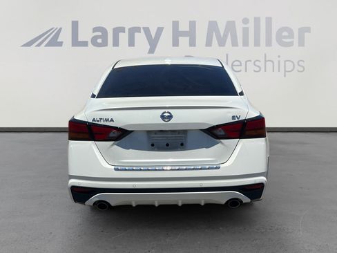 Used 2020 Nissan Altima 2.5 SV FWD image 4