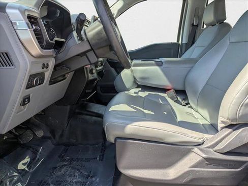 Used 2022 Ford F150 XL w/ Trailer Tow Package image 10