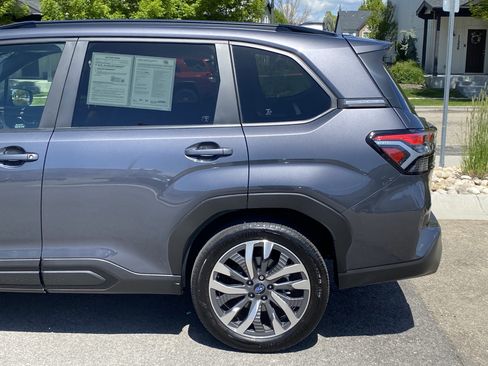 Certified 2025 Subaru Forester Touring AWD/4WD image 4