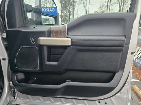 Used 2017 Ford F350 Lariat w/ Lariat Value Package image 18