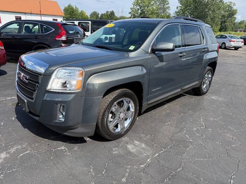 Used 2013 GMC Terrain SLT AWD/4WD image 3
