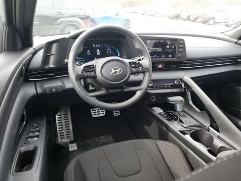 New 2026 Hyundai Elantra SEL Sport Premium FWD image 9