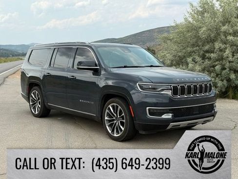 Used 2023 Jeep Wagoneer L Series III w/ Premium Group I AWD/4WD image 7