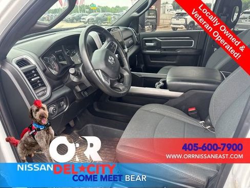Used 2024 RAM 3500 Big Horn w/ Sport Appearance Package AWD/4WD image 3
