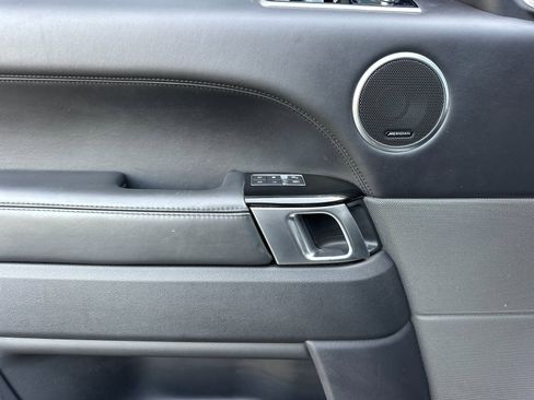 Used 2018 Land Rover Range Rover Sport HSE Dynamic image 11