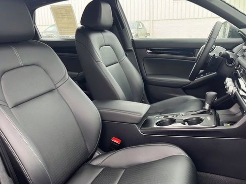 Used 2024 Honda Civic Sport Touring image 13