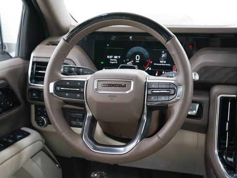 Used 2026 GMC Yukon XL Denali w/ Denali Reserve Package AWD/4WD image 20