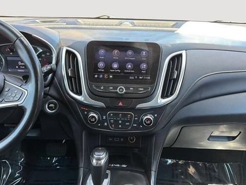 Used 2019 Chevrolet Equinox Premier AWD/4WD image 10