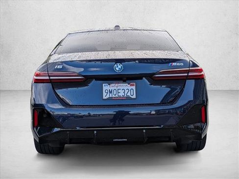 Used 2024 BMW i5 M60 w/ Premium Package image 7