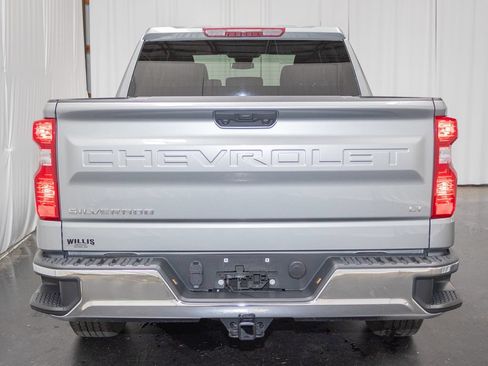 Used 2024 Chevrolet Silverado 1500 LT AWD/4WD image 3