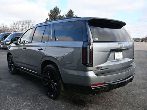 Used 2026 Cadillac Escalade V image 8