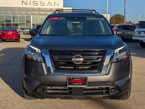 Certified 2022 Nissan Pathfinder SV image 6