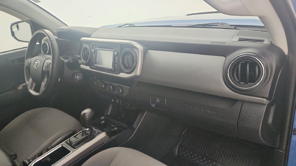 Used 2019 Toyota Tacoma SR5 AWD/4WD image 27