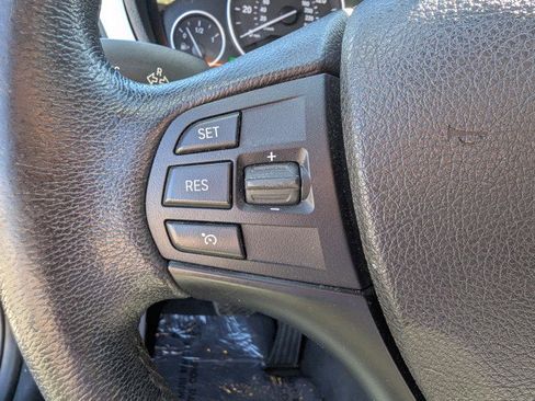 Used 2017 BMW 320i Sedan RWD image 14