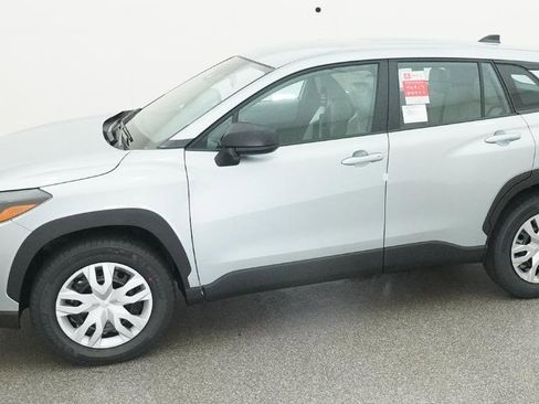 New 2026 Toyota Corolla Cross L image 17