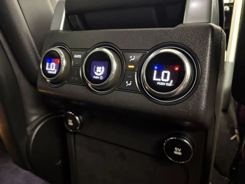 Used 2019 Land Rover Discovery HSE Luxury AWD/4WD image 47