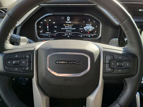 Used 2024 GMC Sierra 1500 Denali w/ Denali Reserve Package image 11