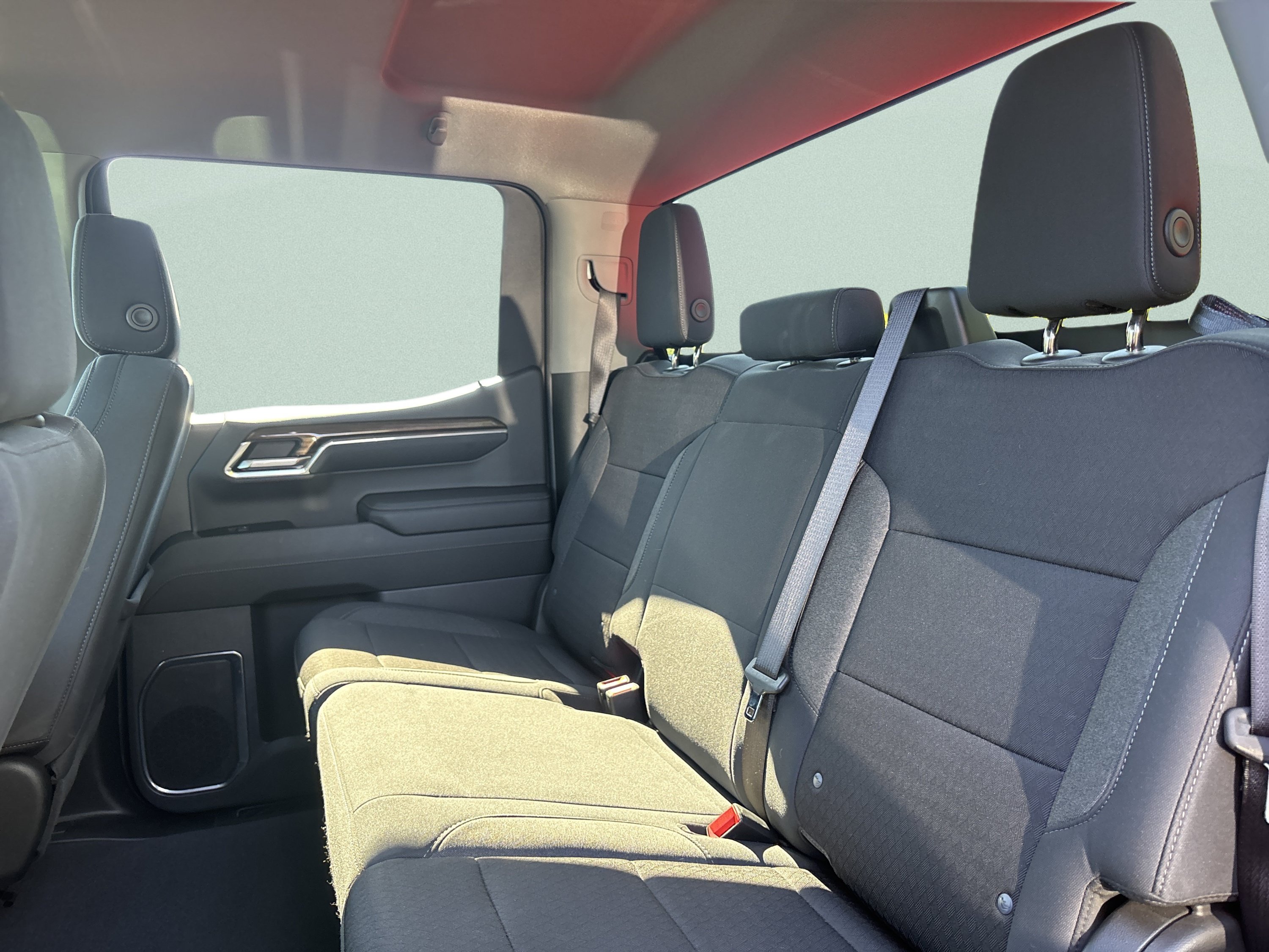 Used 2024 Chevrolet Silverado 1500 LT AWD/4WD image 16
