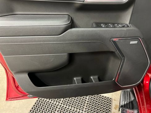 New 2026 GMC Sierra 1500 SLT w/ SLT Premium Plus Package image 14