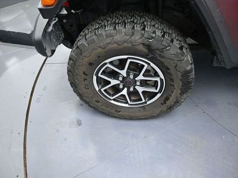 Used 2024 Jeep Wrangler Unlimited Rubicon image 16