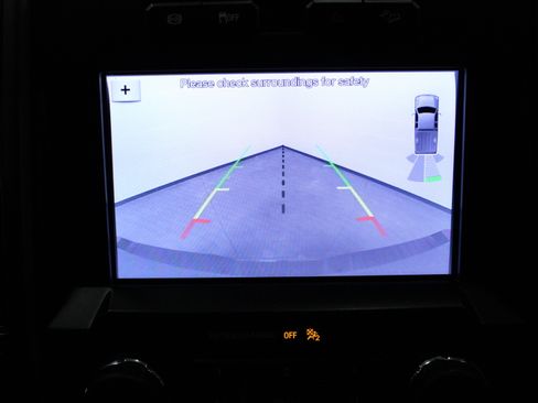 Used 2019 Ford F250 XLT w/ XLT Value Package image 27