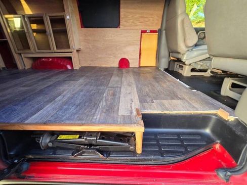 Used 2000 Chevrolet Express 3500 G3500 3dr Cargo Van w/ Convenience Pkg image 22