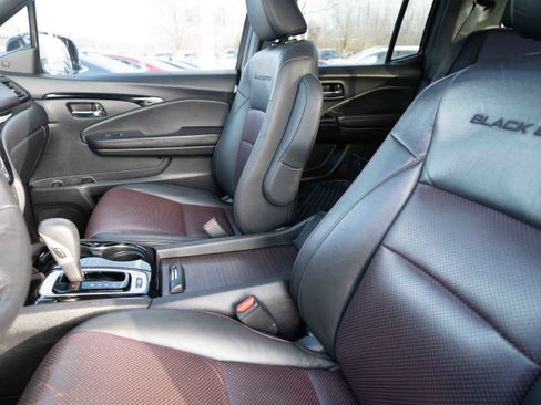 Used 2018 Honda Ridgeline Black Edition image 10