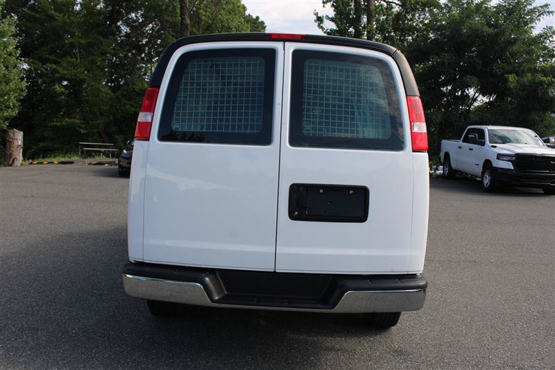 Used 2023 GMC Savana 2500 w/ Driver Convenience Package RWD image 6