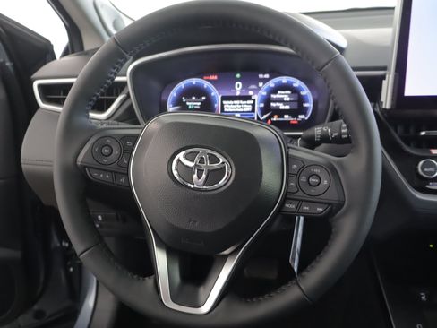 New 2026 Toyota Corolla Cross XLE w/ Convenience Package AWD/4WD image 16