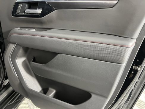 Used 2025 Chevrolet Suburban RST w/ Sun And Tow Package image 32