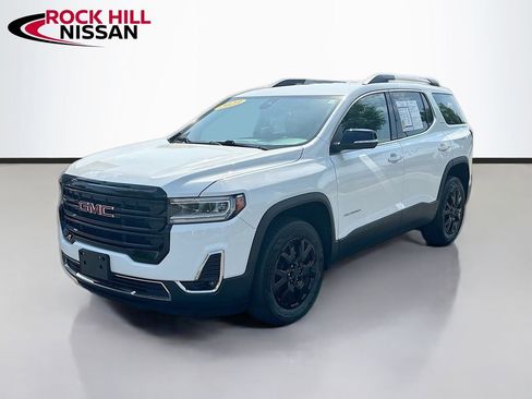 Used 2023 GMC Acadia SLT AWD/4WD image 3