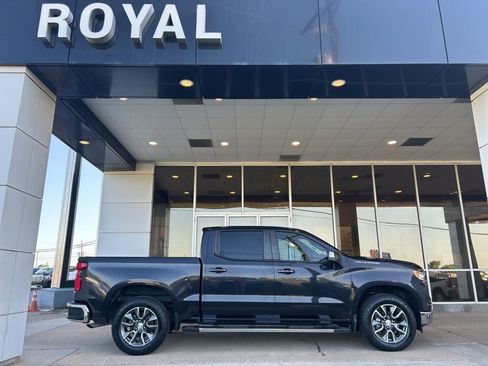 Used 2023 Chevrolet Silverado 1500 LT w/ Leather Package RWD image 1