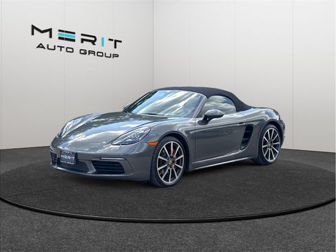 Used 2017 Porsche 718 Boxster S RWD image 4